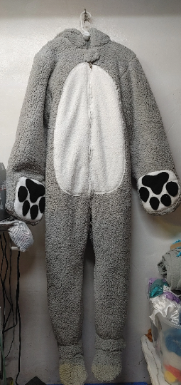 3 Layer Plush Husky Suit with Locking zipper, head, ears, snap on tail, locking mouth zip